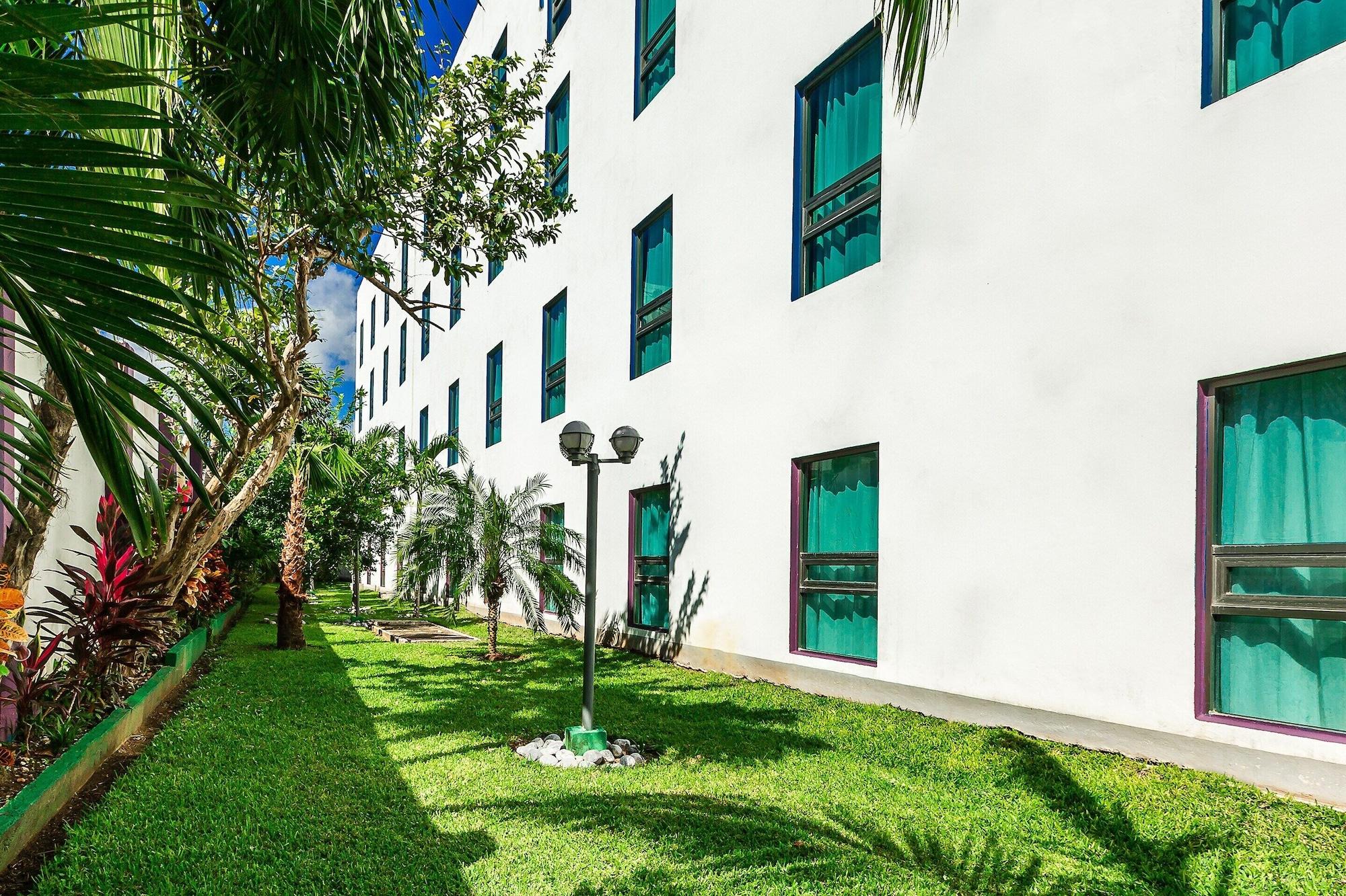 The Magic Hotel Playa del Carmen Exterior photo